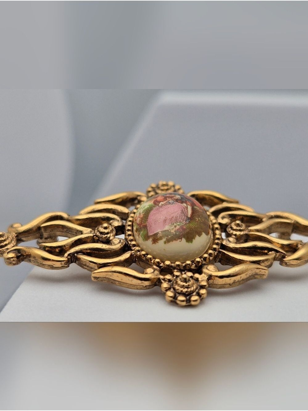 Victorian Style Cameo Bar Brooch Courting Couple Porcelain Gold Tone 2.5" - Picture 12 of 12
